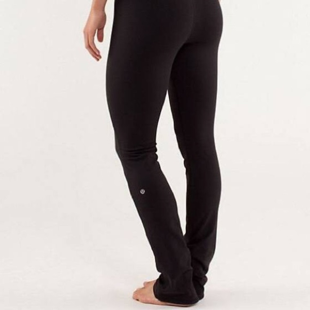 SOLD Lululemon Straight leggings